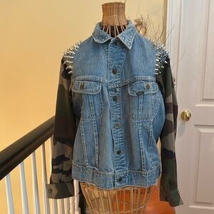LF 🔥Sale🔥rare RP4 Lee jean jacket with studs and camouflage arms